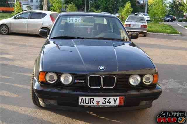 BMW 5, 1993  фото-1