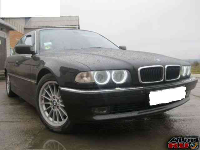 BMW 7, 2000 