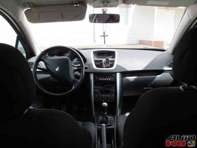 Peugeot 207, 2006  фото-1