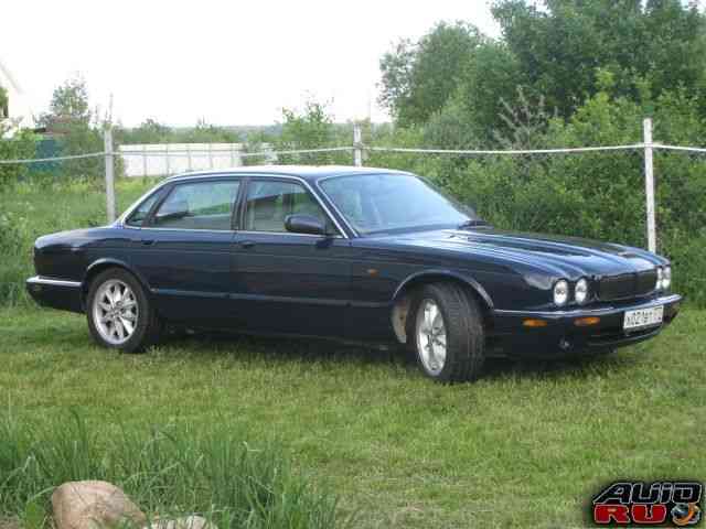 Jaguar XJ, 1998 