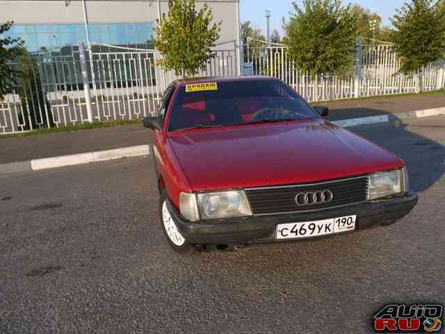 Audi 100, 1984 