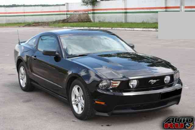 Ford Mustang, 2010  фото-1
