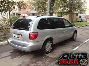 Chrysler Town & Country, 2006