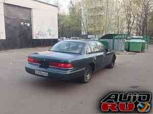 Ford Crown Victoria, 1995