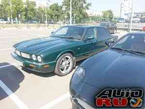 Jaguar XJR, 1998