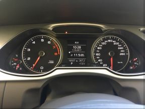 Audi A4, 2015 фото-1