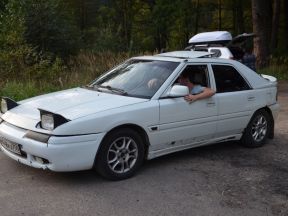 Mazda 323, 1991