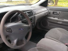 Ford Taurus, 2000 -1
