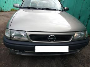 Opel Astra, 1995 фото-1