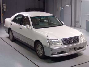 Toyota Crown, 2000