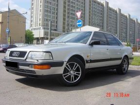 Audi V8, 1991 фото-1