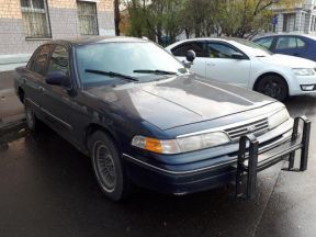 Ford Crown Victoria, 1994