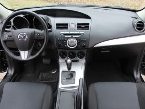 Mazda 3, 2011