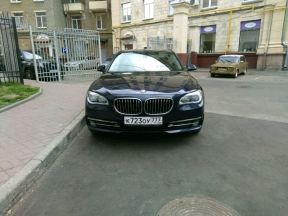 BMW 7 серия, 2015