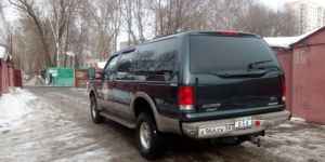 Ford Excursion, 2000