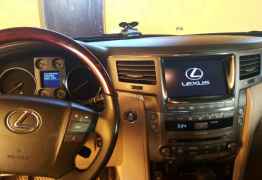 Lexus LX, 2010