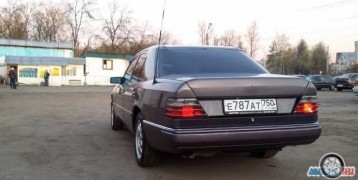 Мерседес-Бенс W124, 1991 года
